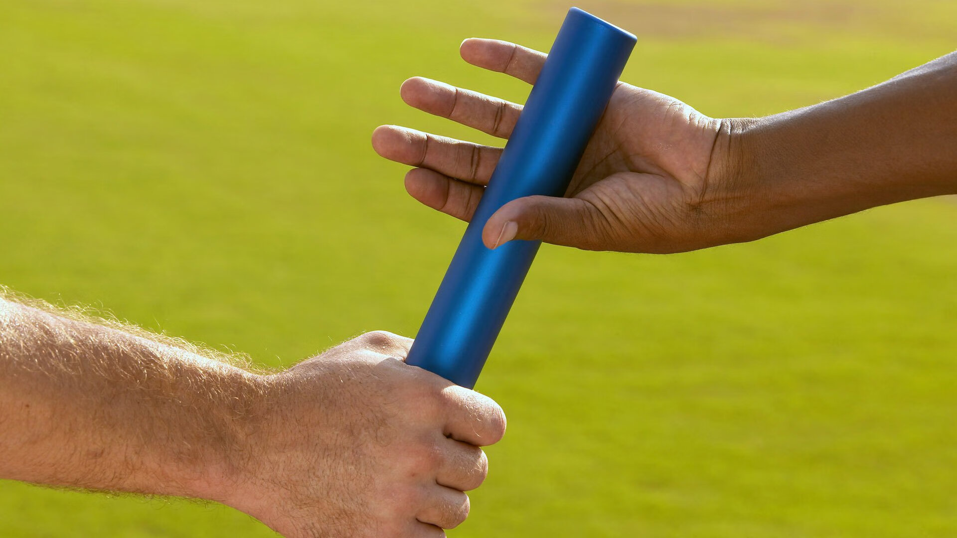 亚当斯的尴尬时刻:向沃尔特马德喷垃圾话,却意外被他的友善击中