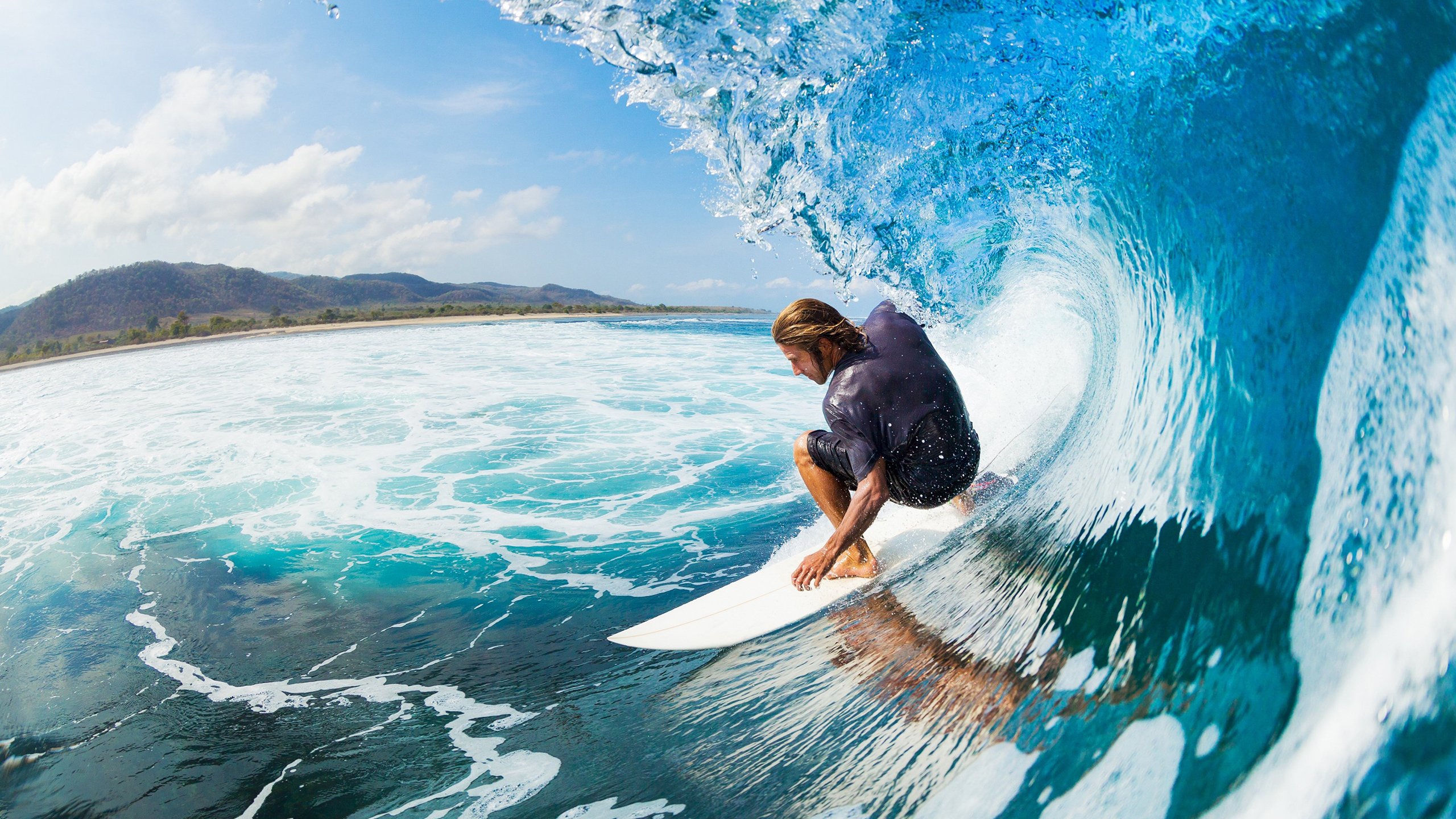 胡志明市马拉松:越南跑者门前破纪录,精彩好戏不断!,越南胡志明市视频